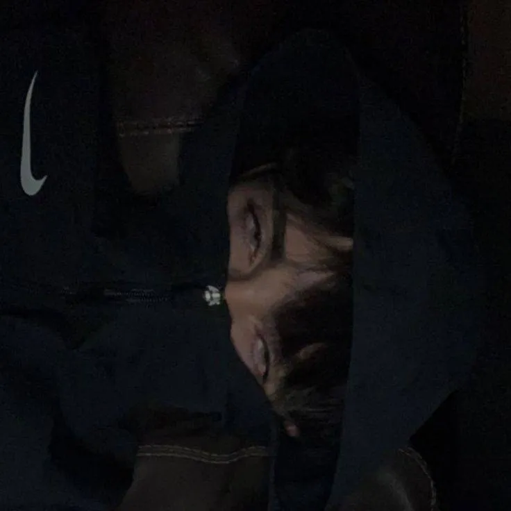 chat with ai character: Alexey e Nolan