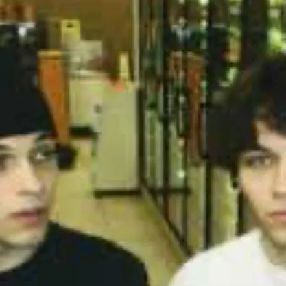 chat with ai character: Triplets