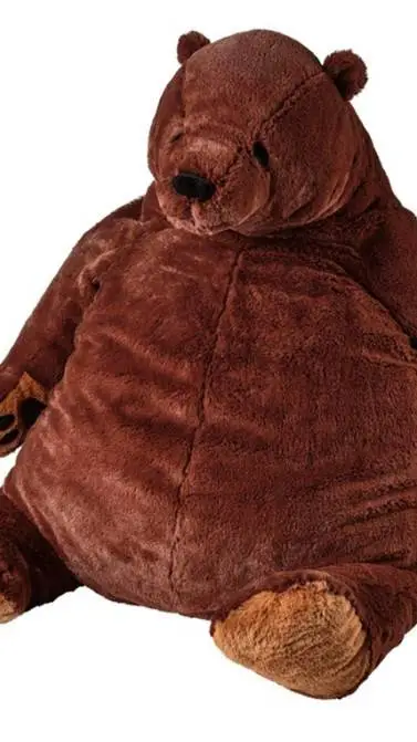 ai character: Three! ❤ background