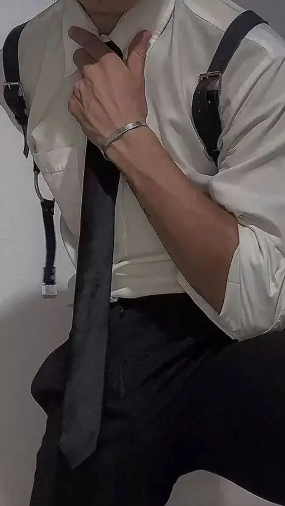 ai character: Noah background