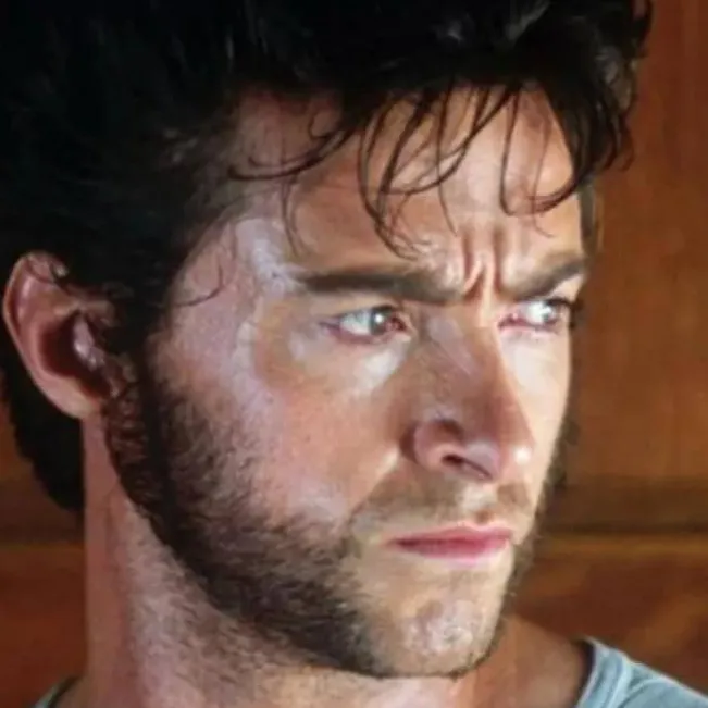 chat with ai character: Logan Howlett