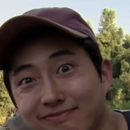 chat with ai character: The walking dead♡