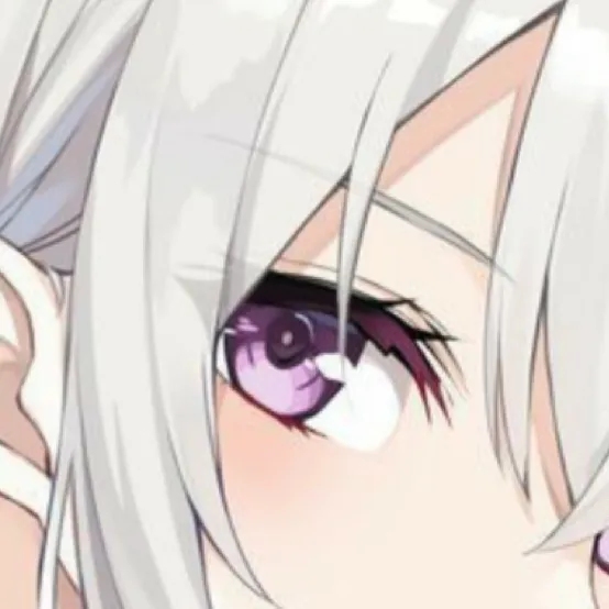 chat with ai character: White🤍🥥