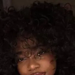 chat with ai character: Siya 