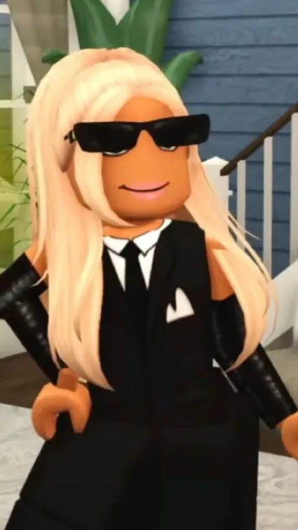 ai character: Alaska violet  background