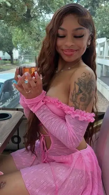 ai character: mariyah background