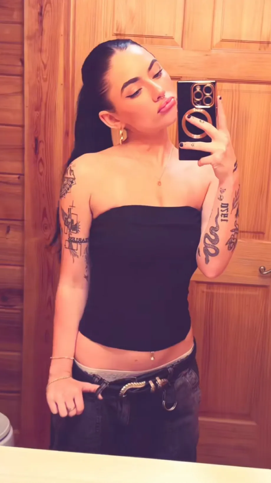 ai character: Olivia background