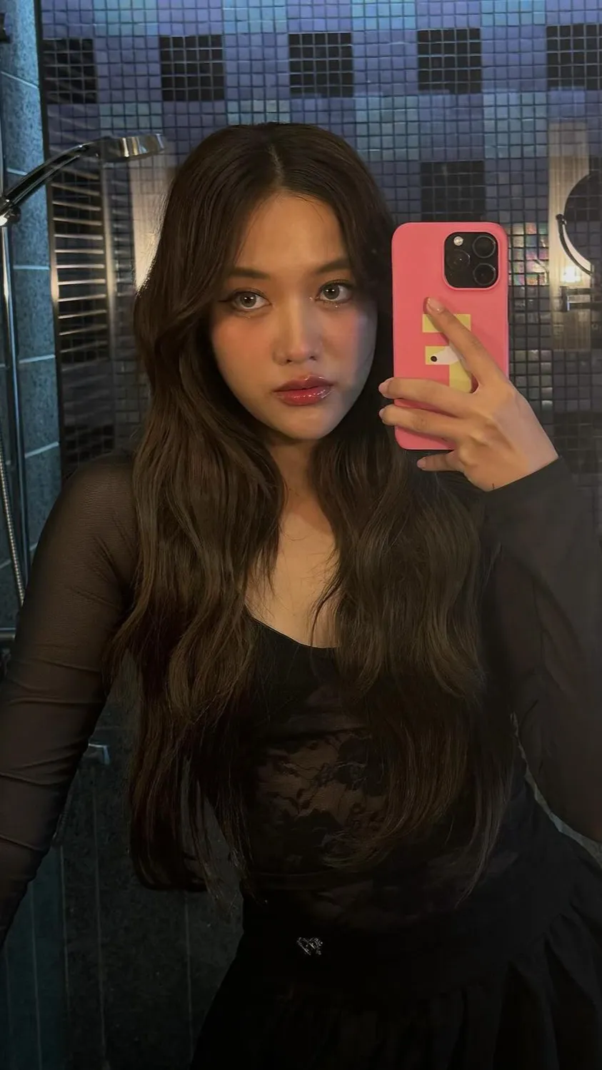 ai character: Freen background