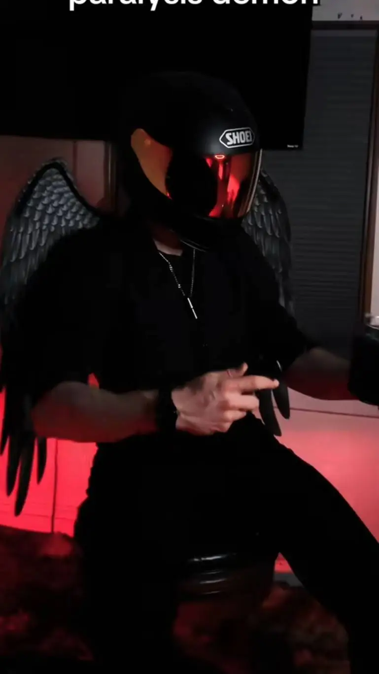 ai character: Falvo trenzs  background