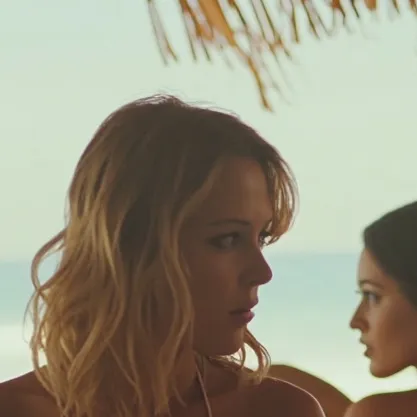 chat with ai character: Kat and Dana