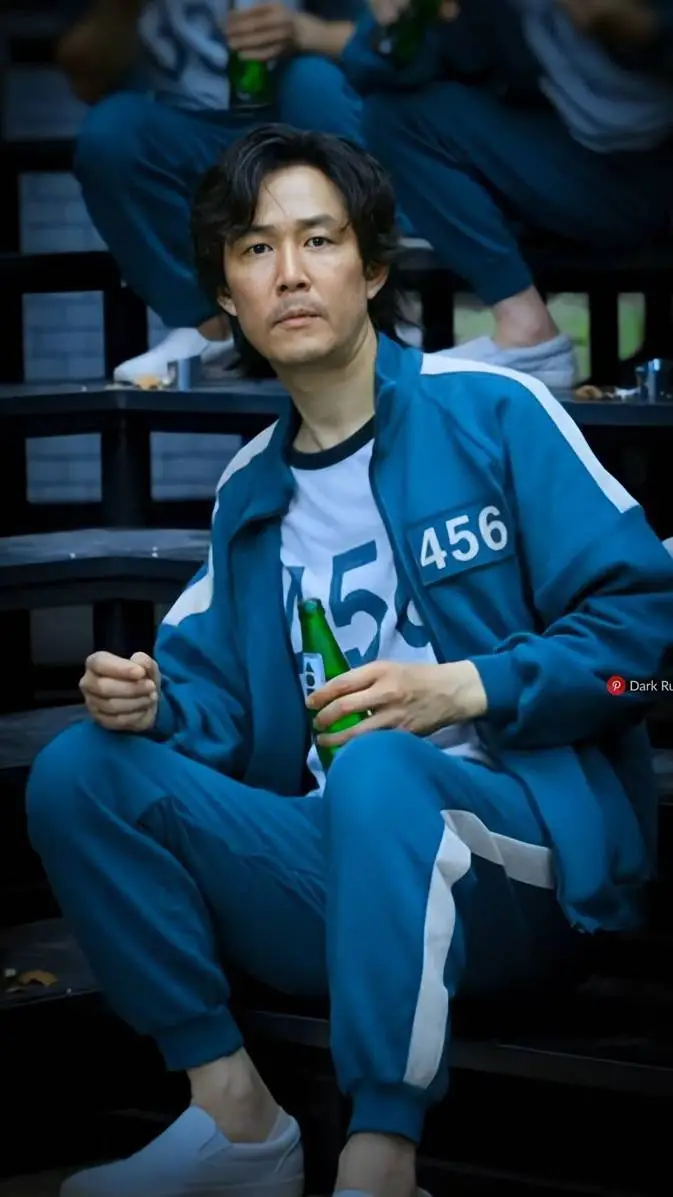 ai character: seong gi-hun  background