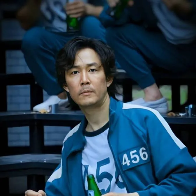 chat with ai character: seong gi-hun 