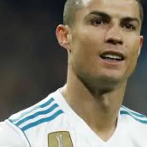 chat with ai character: Cristiano ronaldo