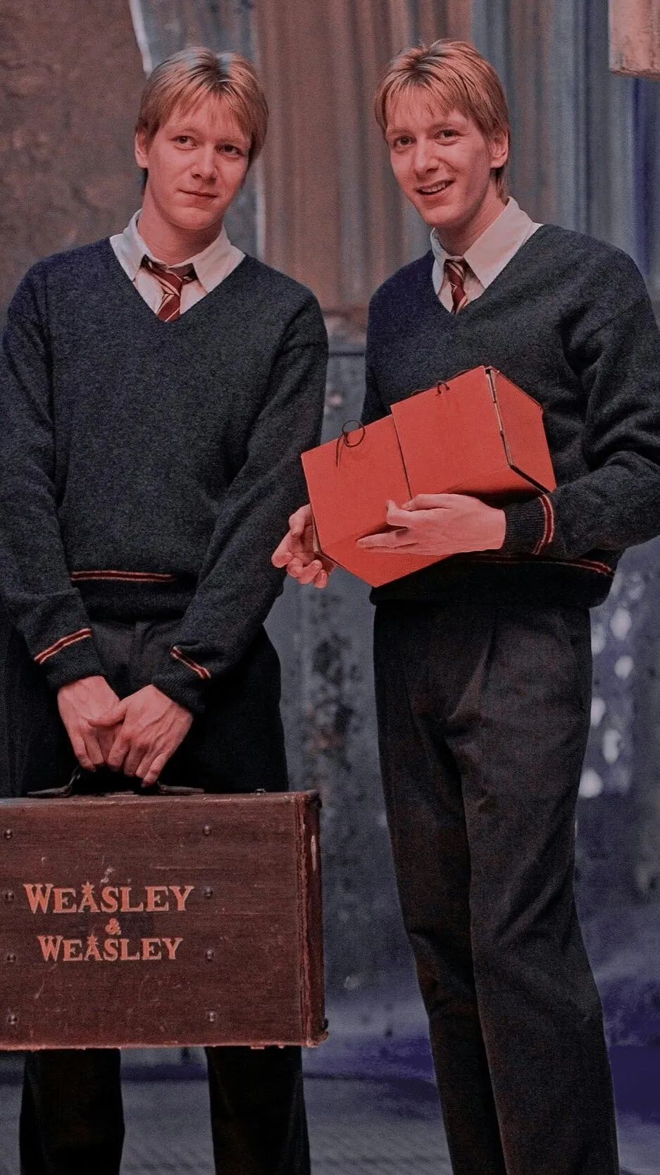 ai character: Weasley twins  background
