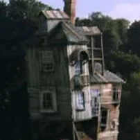 chat with ai character: Weasley Family