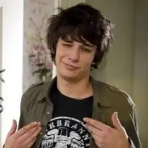 chat with ai character: Rodrick Heffley 