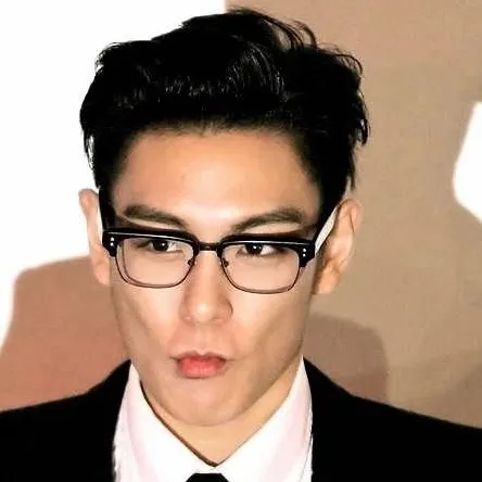 Chat with Choi Seung Hyun - text or voice, Enjoy AI Chat Free & Safe