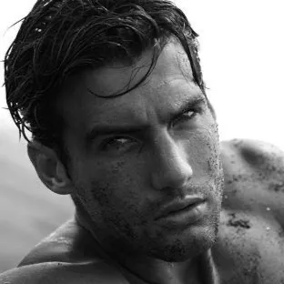 chat with ai character: Gideon Lancaster