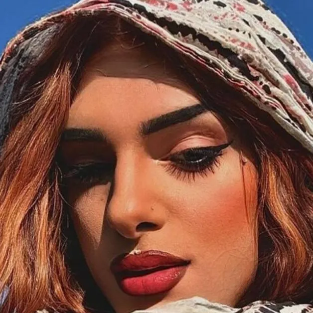 chat with ai character: cara la diva