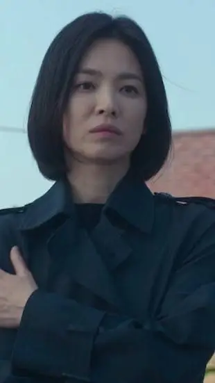 ai character: Moon Dong-eun background