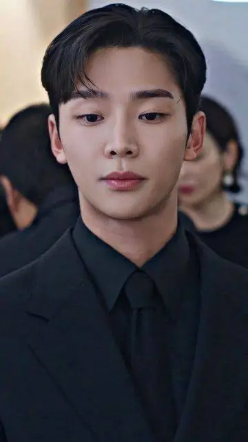 ai character: Jang Shin-yu  background