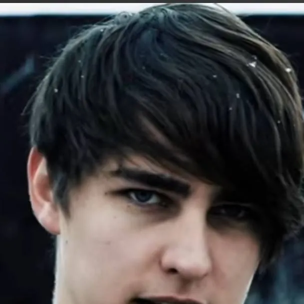 chat with ai character: colby borck