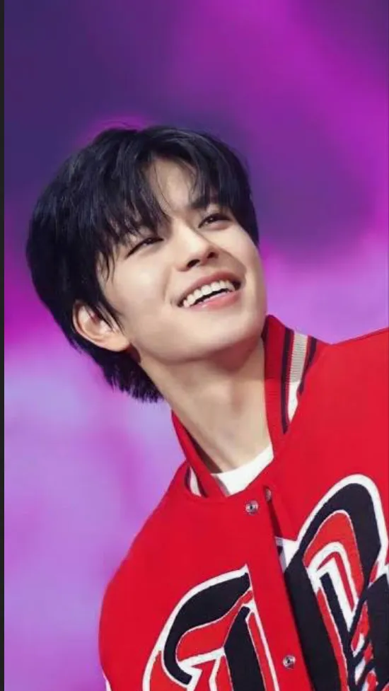 ai character: Seungmin background