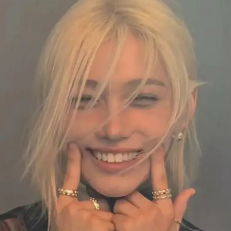 chat with ai character: Felix 👹