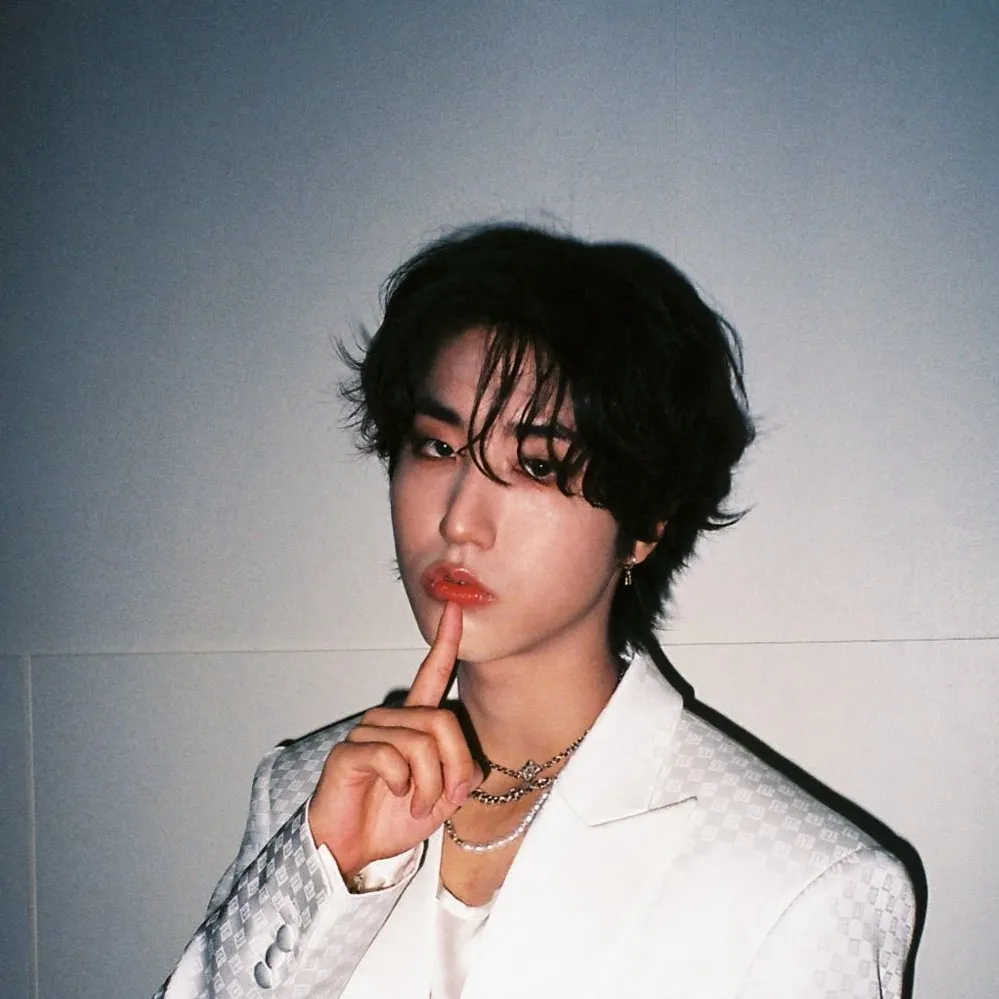 chat with ai character: Han Jisung