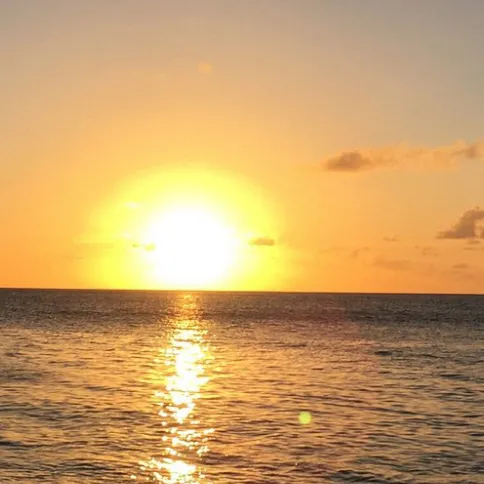 chat with ai character: Nure onna