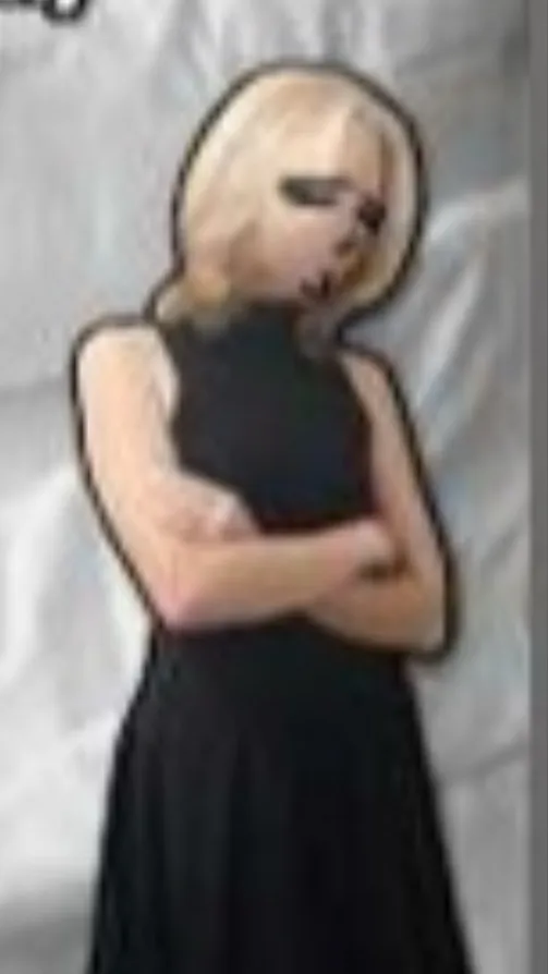 ai character: Luu_kki background