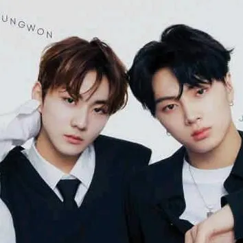 chat with ai character: Enhypen