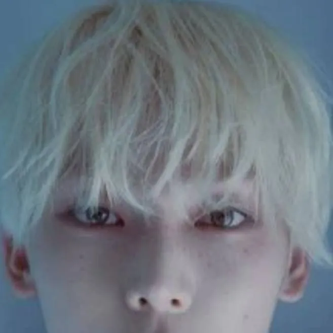 chat with ai character: SUNOO 