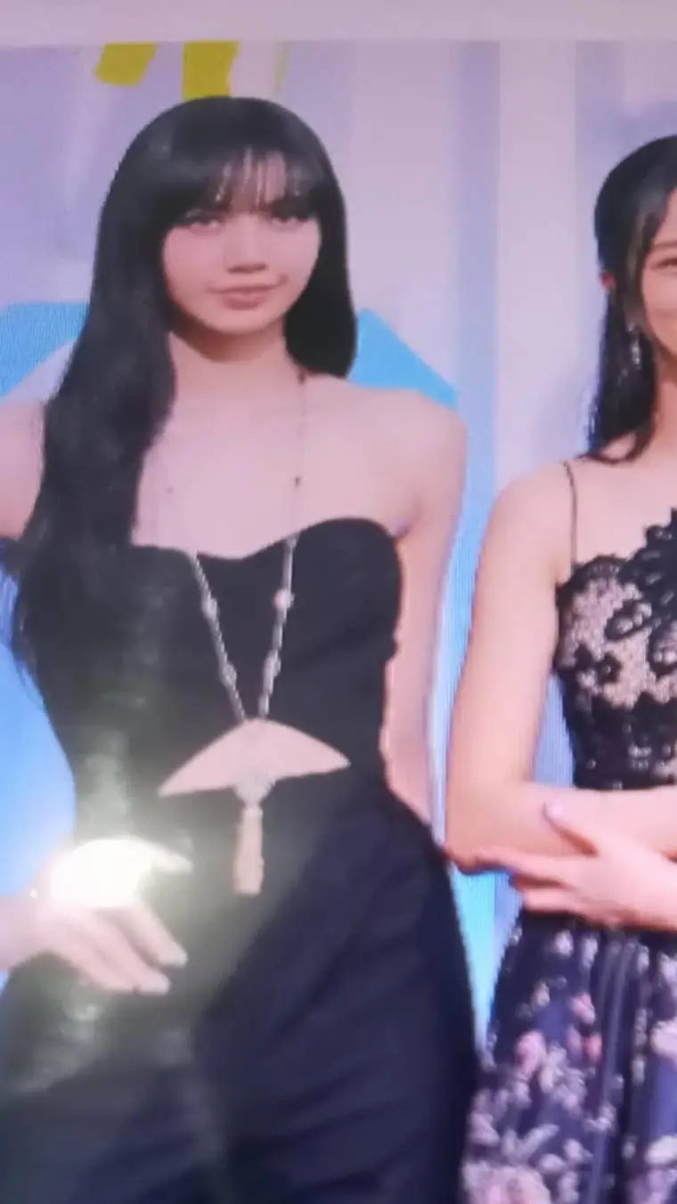 ai character: 🖤BLΛƆKPIИK💗 2020 background