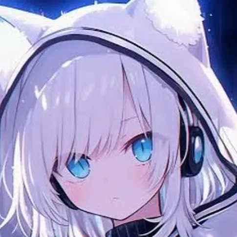 chat with ai character: Skie