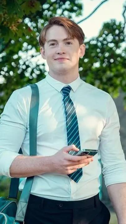 ai character: Nick nelson background