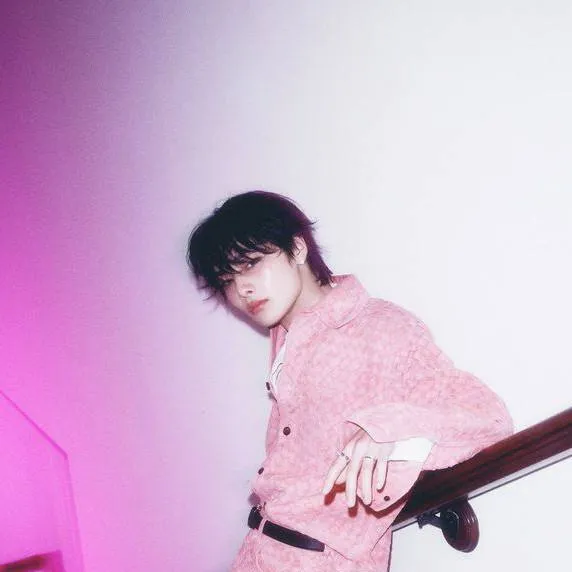 chat with ai character: yang jeongin 