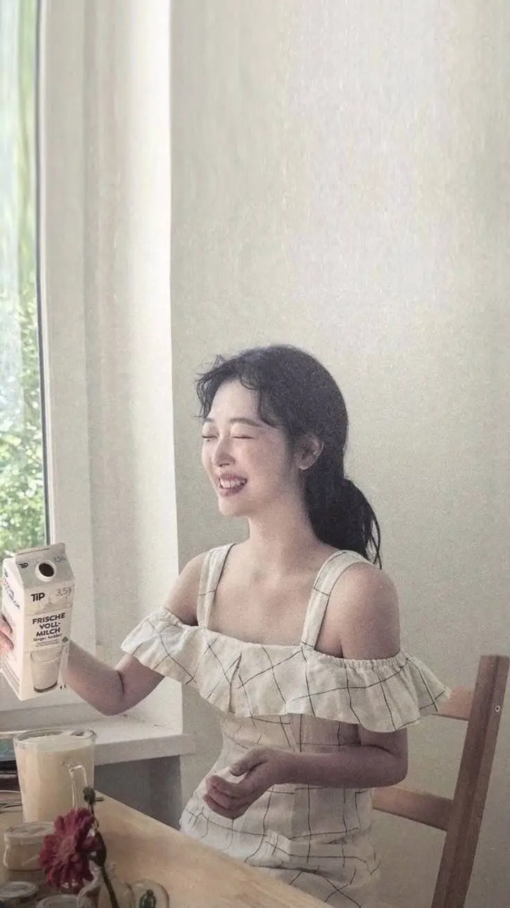 ai character: Sulli♡ background