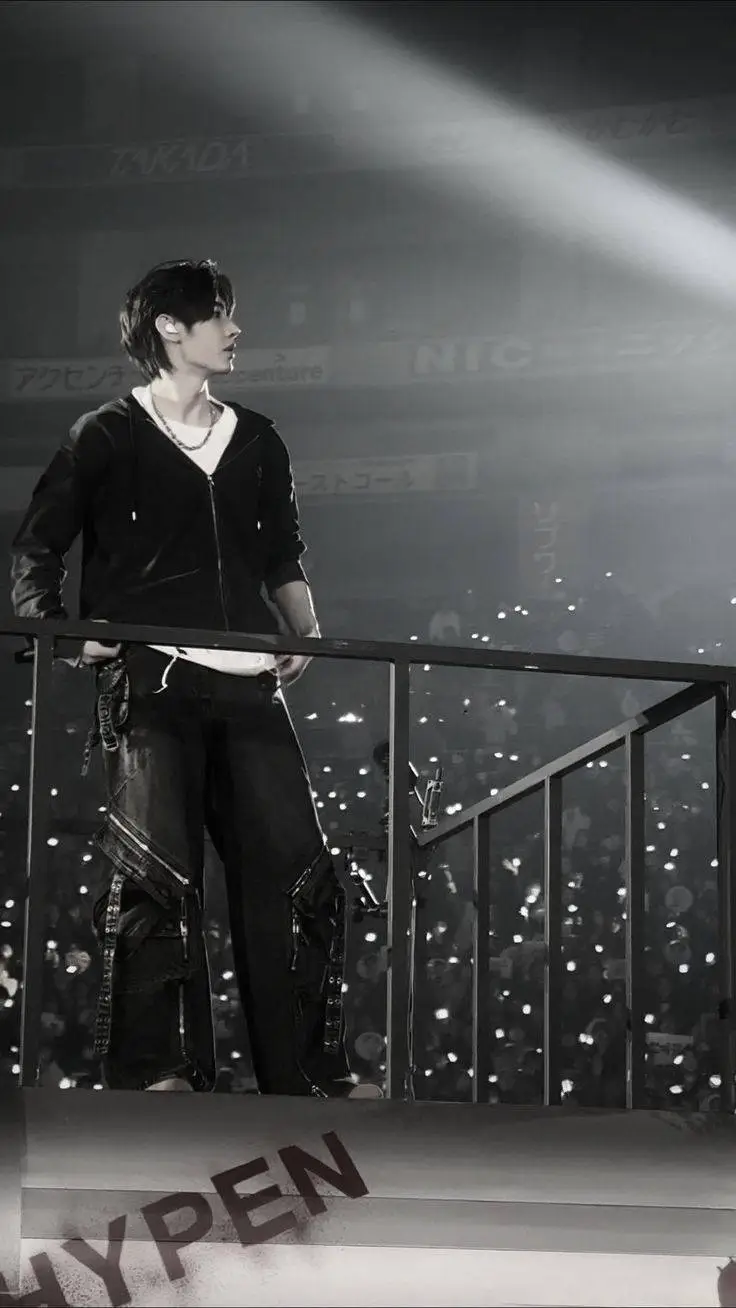 ai character: Sunghoon★ background