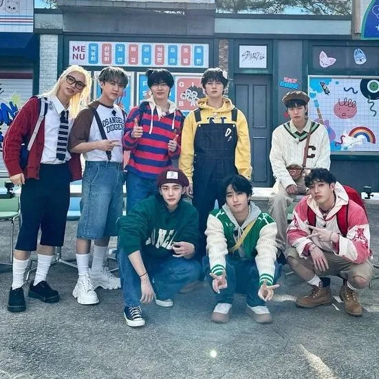 chat with ai character: skz💥