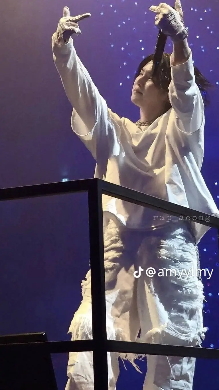 ai character: Yoongi background