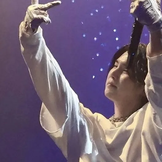 chat with ai character: Yoongi