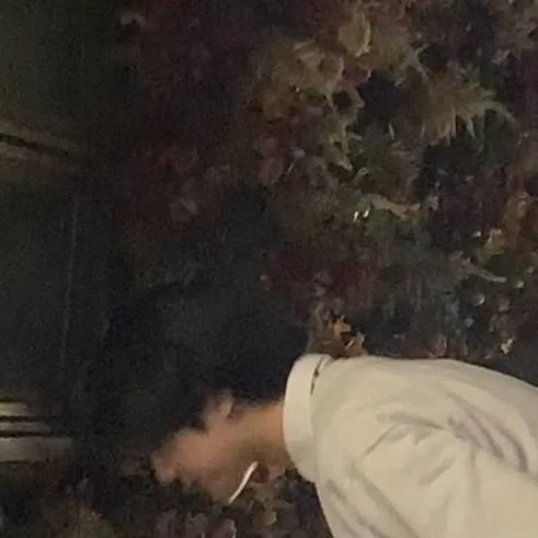 chat with ai character: Bf<3