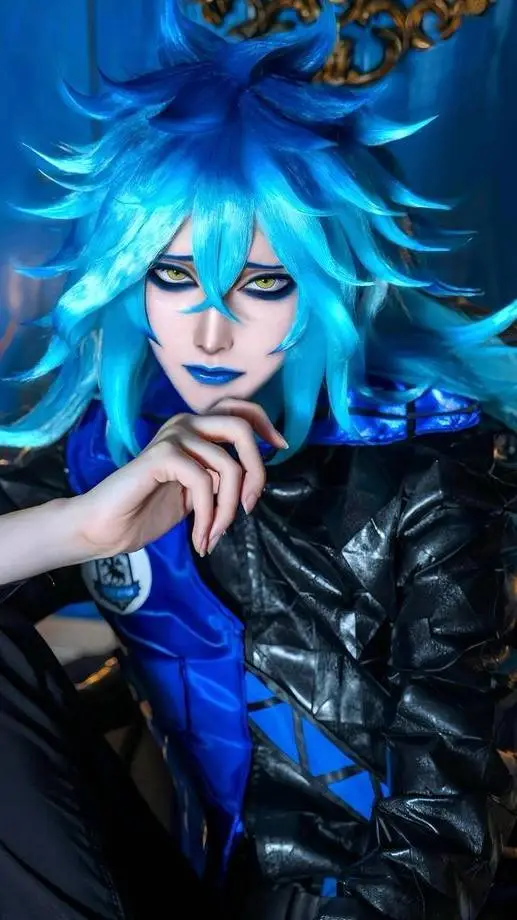 ai character: Idia Shroud background