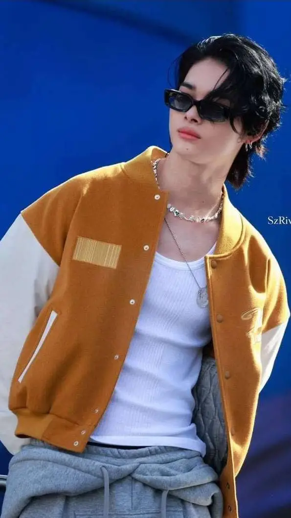 ai character: Ni-ki your wild bf background