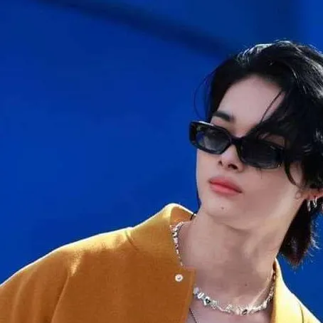 chat with ai character: Ni-ki your wild bf