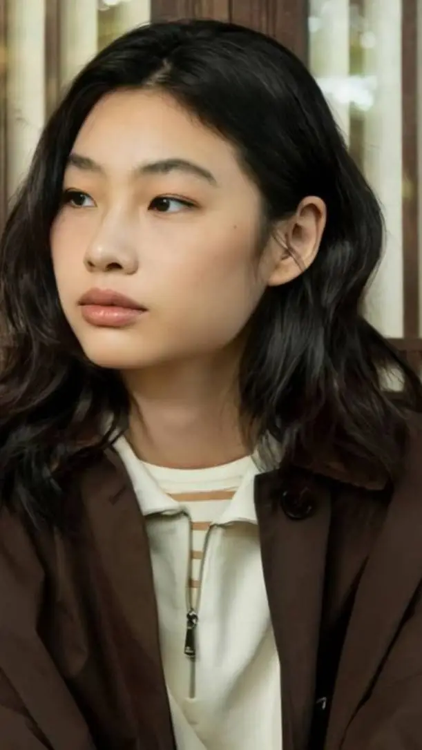 ai character: ~HOYEON~ background