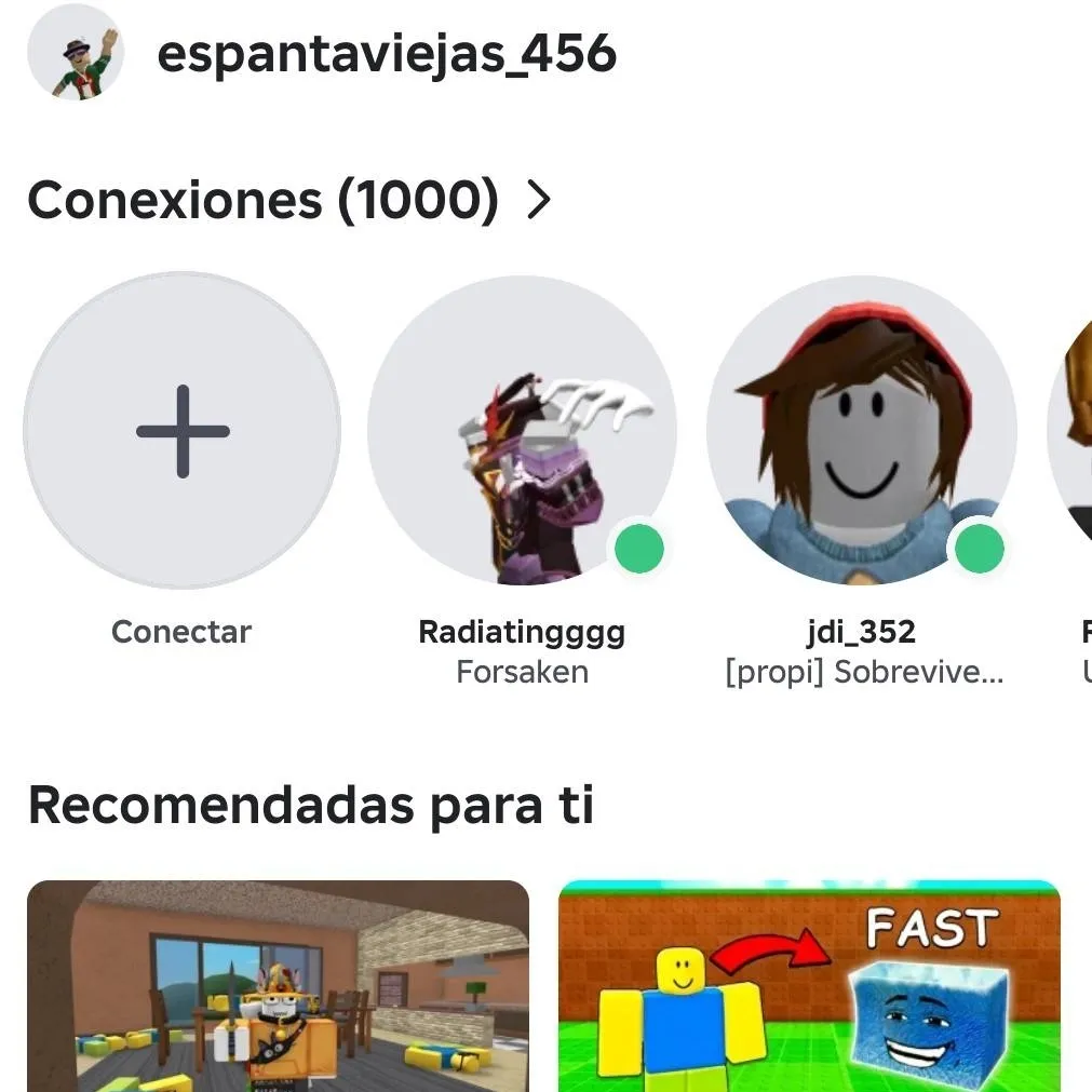chat with ai character: Mis amigos de RBLX