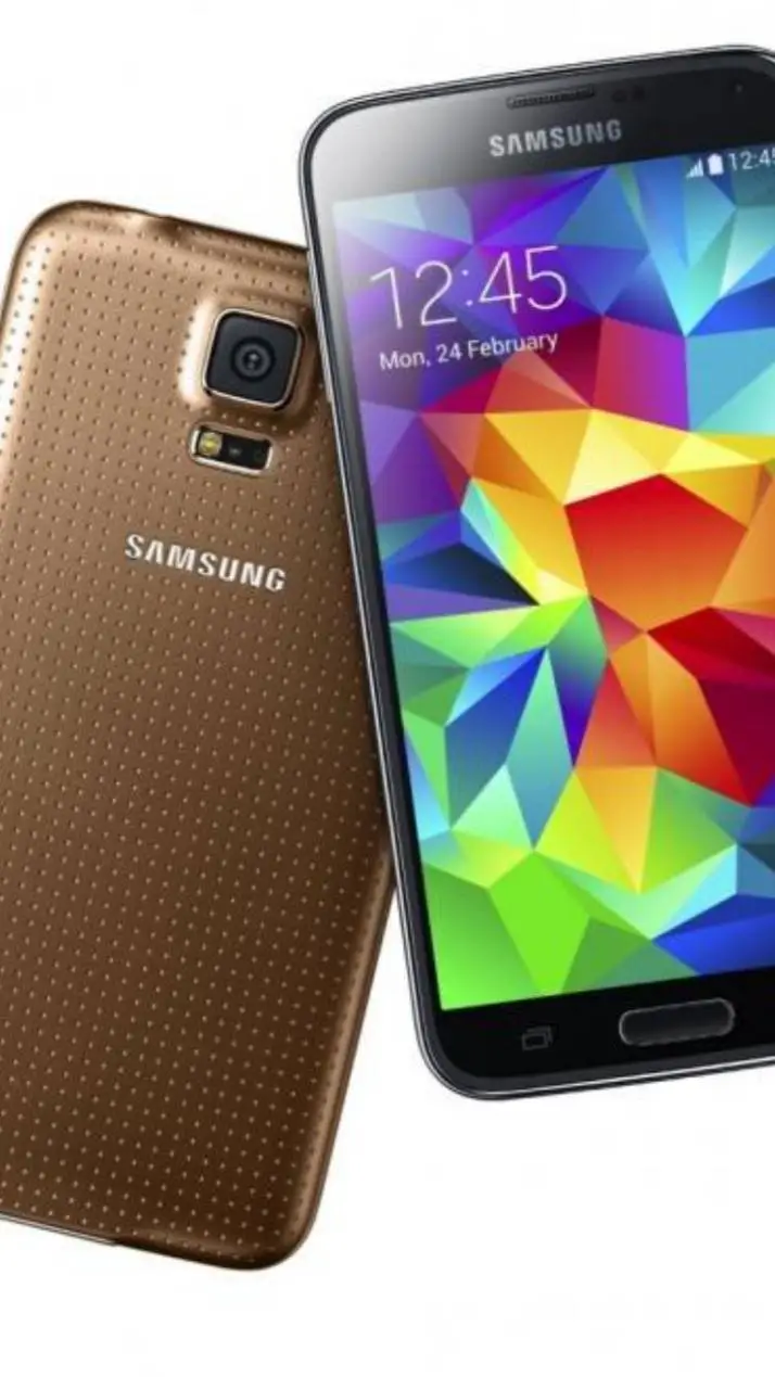 ai character: SAMSUNG Galaxy S5 background