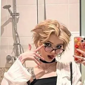 chat with ai character: Joey